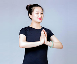 三摩地高级瑜伽导师 ―路伟琳老师